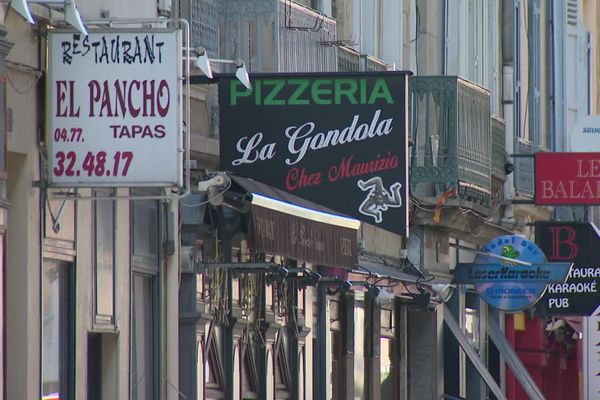 La Région Auvergne-Rhône-Alpes a présenté mardi 1er décembre un plan d'aide allant de 1.500 à 5.000 euros pour les commerçants et restaurants encore fermés.