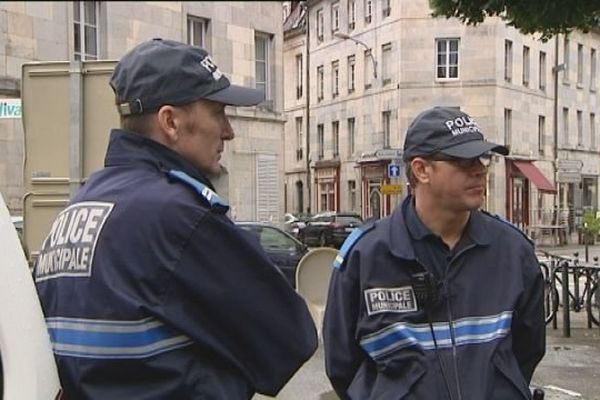 La police municipale de Besançon compte 53 agents.