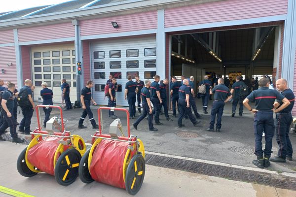 48 pompiers lorrains et alsaciens sont de retour de Gironde.