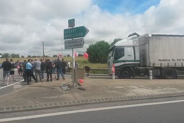 Manifestation anti-Loi Travail des salariés de Stéva et GMS Industry 