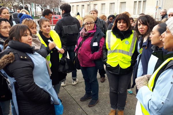 La municipalité promet une rencontre avec les organisations syndicales début 2019