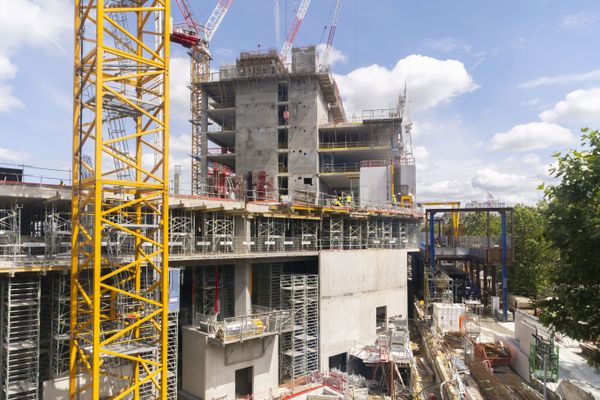 Un terrible accident du travail est survenu, ce mardi, sur le chantier de construction de la tour Triangle, porte de Versailles.