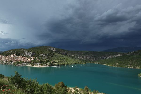 Ciel chargé dans les Gorges du Verdon.