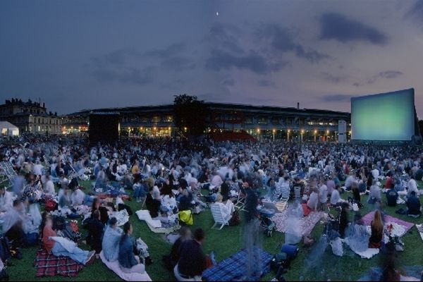 Le cinéma en plein air à la Villette