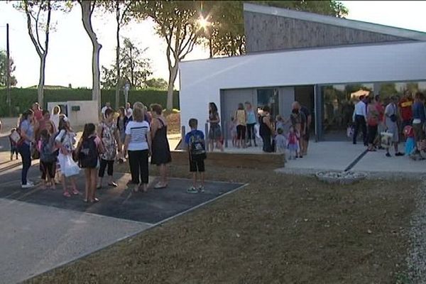 L'école de Grazac a été construite en une année et accueille les élèves pour sa première rentrée.