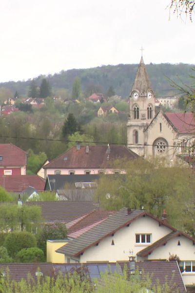 Danjoutin, 3600 habitants, est l'une des rares communes de taille modeste en France à avoir adopté le "budget vert", outil plutôt mis en place par des métropoles.