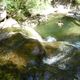 Une marmite d’eau émeraude en forme de haricot accueillera votre glissade sur un petit toboggan naturel de 2 m... Pas mal non ?