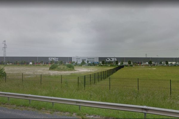 Plateforme Easy logistique à Argœuves près d'Amiens