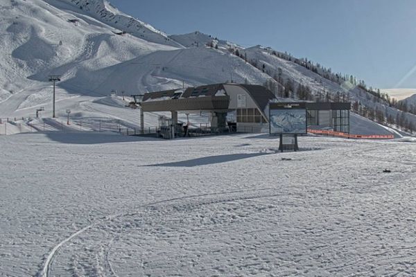 Vue sur la télécabine de Bochard.