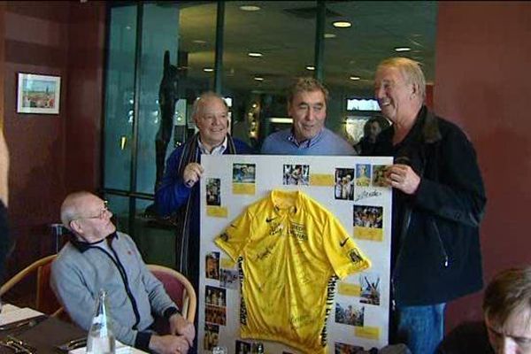 C'est à Riom, dans le Puy-de-Dôme, que le cycliste belge aux 11 grands tours, Eddy Merckx, a fêté ses 70 ans, le 14 novembre 2015.