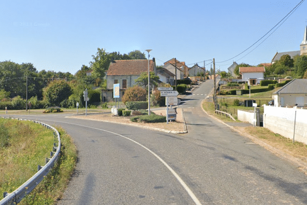 La route sur laquelle l'accident s'est produit, lundi 5 février 2024, à Saint-Berain-sous-Sanvignes (Saône-et-Loire).