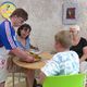 Le café de l'Arche à Dole (Jura) est tenu par des personnes en situation de handicap.