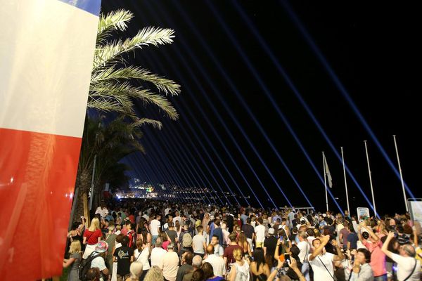 Il n'y aura plus jamais de feux d'artifice à Nice le 14-Juillet. Photo prise lors de l'hommage le 14 juillet 2017.