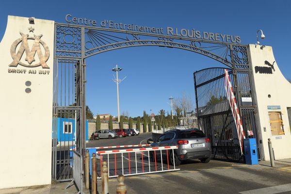 Les joueurs de l'Olympique de Marseille ont repris l'entrainement ce jeudi 29 juin au centre Robert-Louis-Dreyfus. Le club est arrivé 2ème de Ligue 1 la saison dernière.