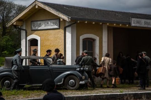 La gare de Coussac-Bonneval, en Haute-Vienne, est acuellement rebaptisée gare de "Seurres Brinvillier" pour les besoins du tournage