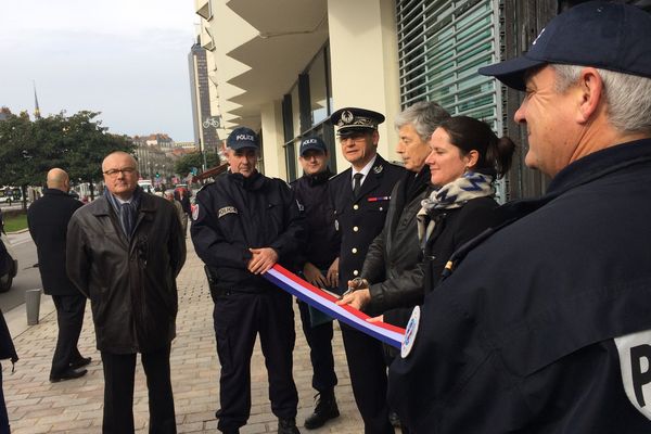 Le commissariat du cours Olivier de Clisson dans le centre de Nantes a pu rouvrir ce 13 février 2017