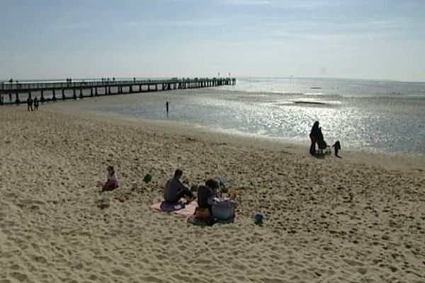 Hier, ils étaient nombreux sur les plages girondines à profiter du beau temps.