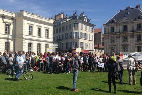 Manif des salariés de STMicroelectronics à Grenoble 