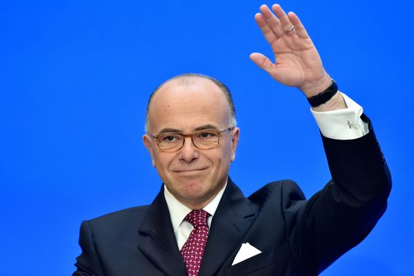 Le Premier Ministre Bernard Cazeneuve prononce son discours à l'occasion de son déplacement à la Cite de la Mer a Cherbourg.