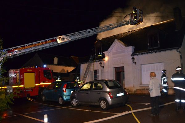 Incendie à la Mairie de Charentilly (37)