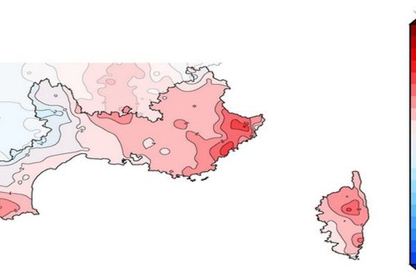 Écart à la normale 1981-2010 de la température maximale le mardi 31 mars 2015 (en rouge les valeurs supérieures à la normale, en bleu celles inférieures à cette normale)