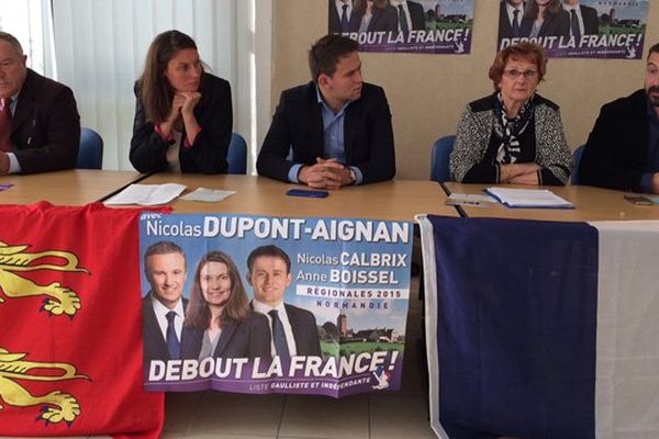 Debout la France, le parti de Nicolas Dupont-Aignan, a présenté ce samedi à Caen ses têtes de liste pour les régionales