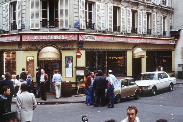 Le CRIF demande l'ouverture d'une enquête parlementaire concernant un possible "marché non écrit" entre l'ancien chef des renseignements et les terroristes soupçonnés d'avoir commis les attentats de la rue des Rosiers. 