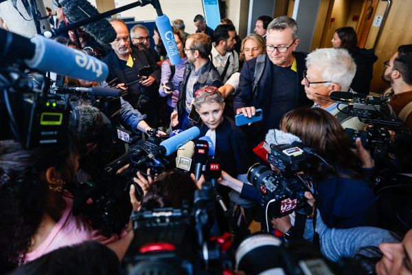 Avignon le 10 septembre 2024.Au procès des viols de Mazan, Maitre Béatrice Zavarro, avocate de Dominique Pelicot, plaide pour la suspension des débats s'il reste absent.