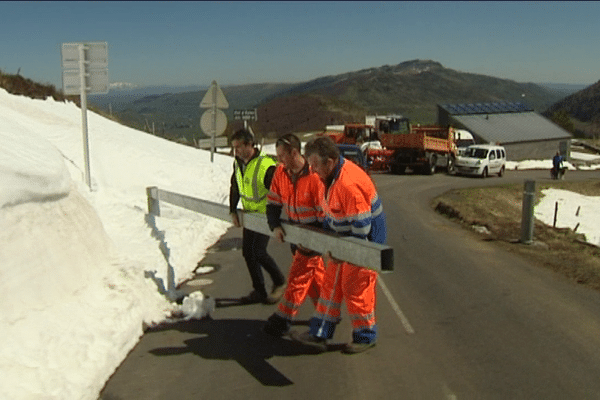 Les pas de Peyrol est de nouveau accessible par la route. Le 6 juillet, les coureurs du tour de France l'emprunteront. 