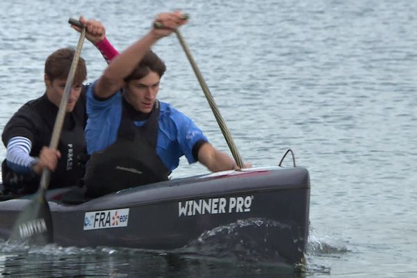 Manoël et Tanguy Roussin, champions de France et d'Europe de canoë.