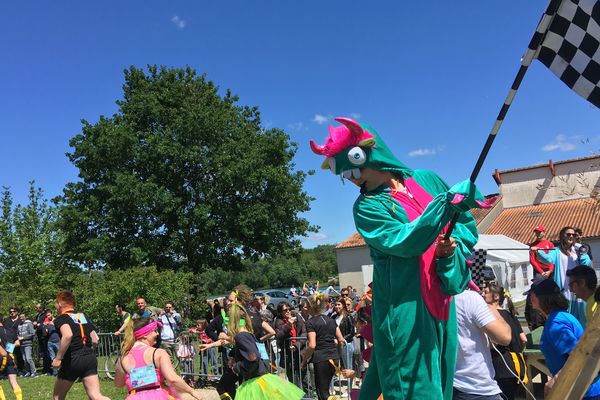 La Banana Race a rassemblé 800 personnes, ce dimanche 12 mai.