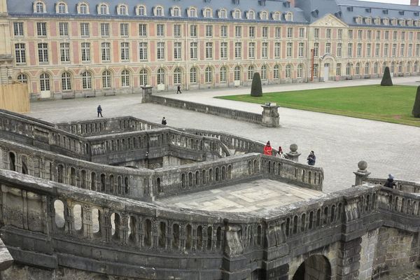 L'escalier en fer à cheval du château de Fontainebleau.