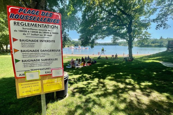 La plage des Rousselleries est un des lieux de baignades les plus prisés.