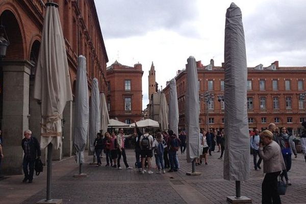 Les terrasses sont interdites y compris Place du Capitole