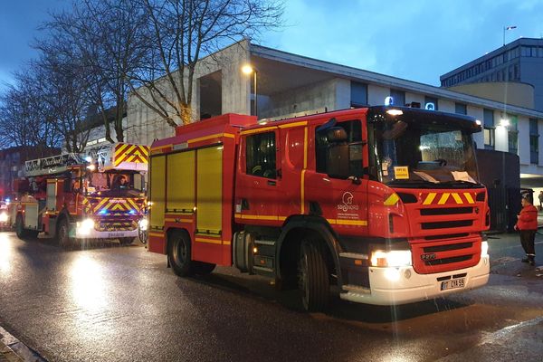 Un important dispositif a été mobilisé à l'hôpital de Dunkerque à la suite du déclenchement du plan feu-explosion. 