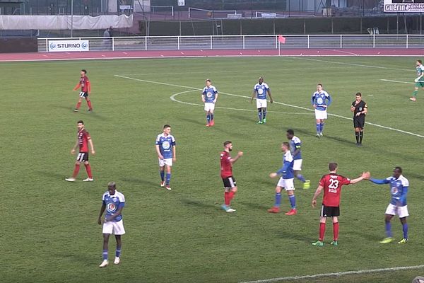 Avranches et Les Herbiers se sont quittés ce jeudi soir sur le score de 1 partout