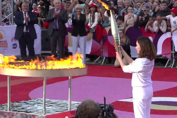 La Flamme a terminé sa journée dans l'Aude à la cité de Carcassone.