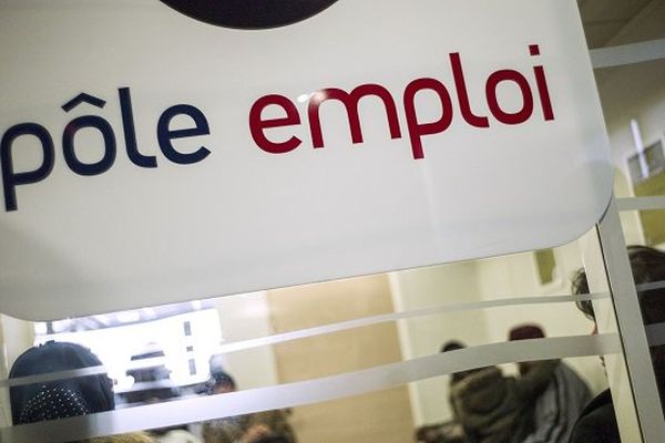 En janvier 2017, Pôle Emploi constate une légère baisse du nombre de demandeurs d'emploi sans activité (catégorie A) dans les quatre départements d'Auvergne.