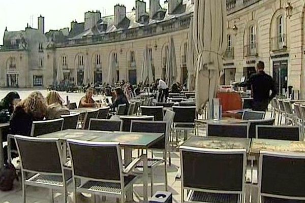 La place de la Libération à Dijon