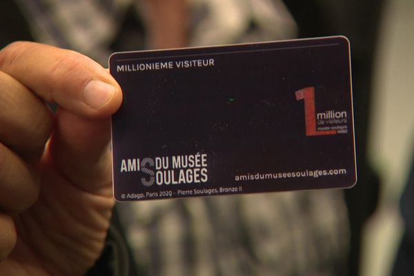 Le musée a reçu avec les honneurs une famille venue de l'Isère, millionième visiteur du lieu consacré à l'oeuvre de Pierre Soulages.