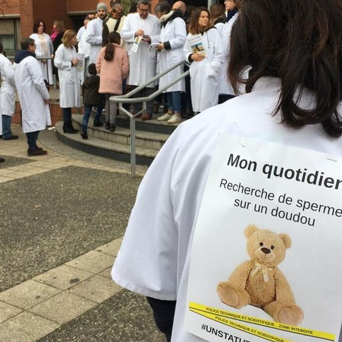 Laboratoire de la police scientifique à Toulouse : Des tests désormais  faciles à utiliser 