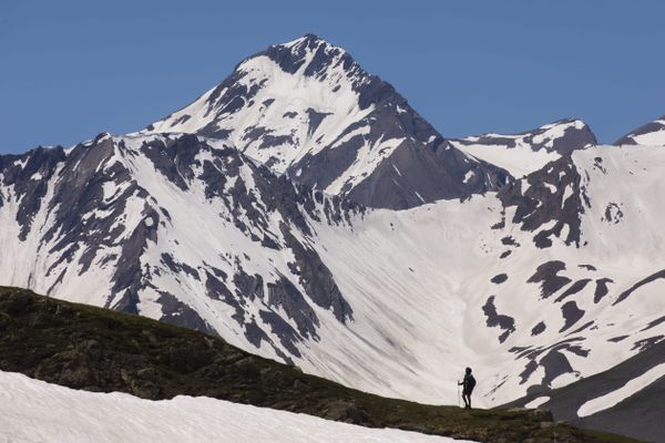 Vendredi 4 décembre, les plus fortes chutes de neige sont attendues dans l'Oisans et sur les sommets du sud de la Maurienne. 