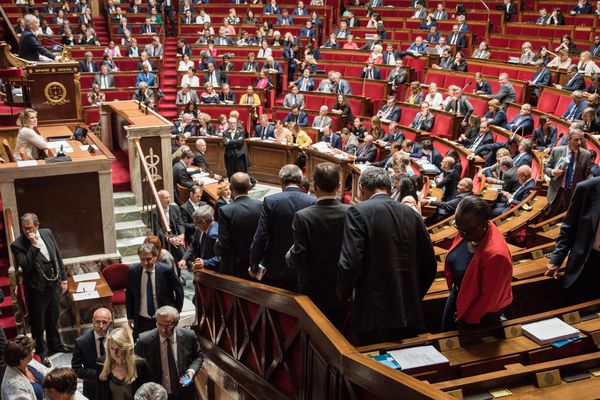 La région Auvergne-Rhône-Alpes pourrait perdre 40% de ses députés avec le projet de loi de réforme des institutions présenté à l'Assemblée en juin (photo de l'Assemblée Nationale pendant un séance de questions au gouvernement en juin 2018)