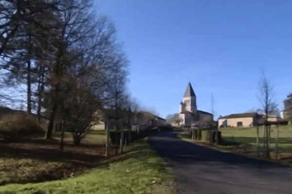 Maisonnais-sur-Tardoire une commune de Haute-Vienne à la frontière des 3 régions 