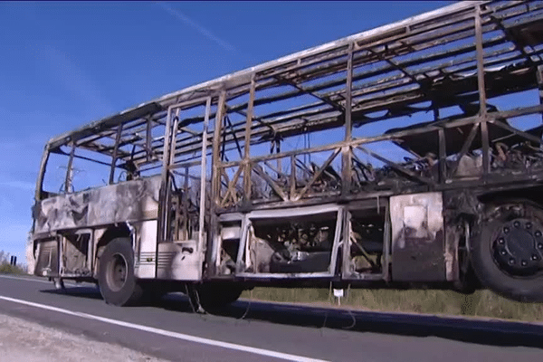 Le bus s'est embrasé 3 minutes après son évacuation.