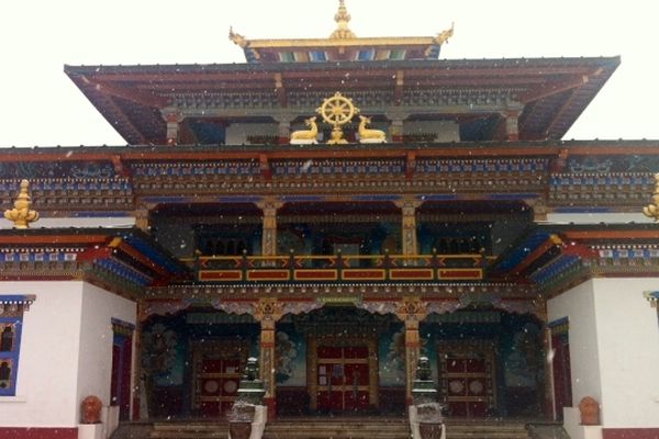 Le temple des Mille Bouddahs de la Boulaye sous la neige