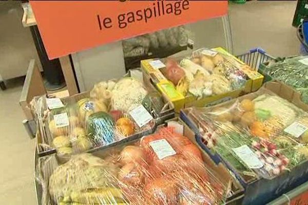 La lutte contre le gaspillage alimentaire pourrait devenir une obligation pour les grandes surfaces