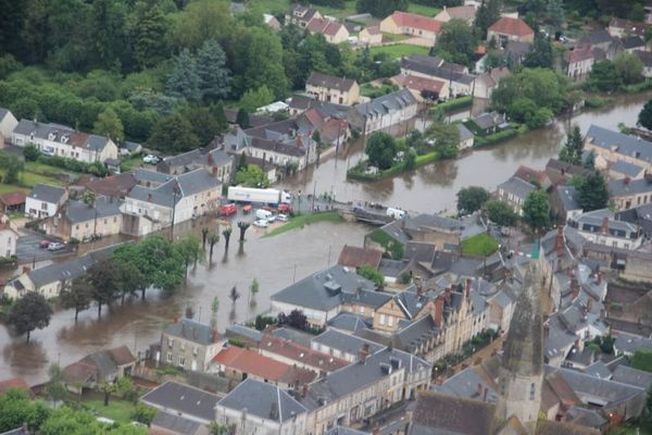 La commune sous les eaux