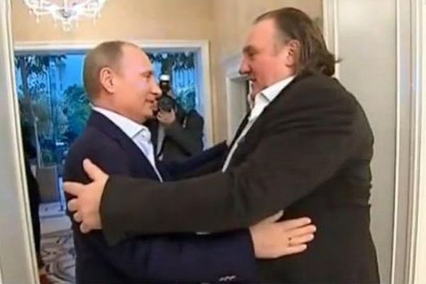 Vladimir Poutine et Gérard Depardieu à Sotchi, ce samedi 5 janvier. 