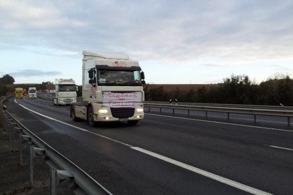 Des camions sont partis de Barbezieux ce matin pour aller bloquer une entrée de Bordeaux.